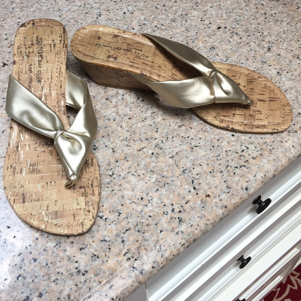 BEAUTIFUL MONTEGO BAY CLUB SANDALS 7.5